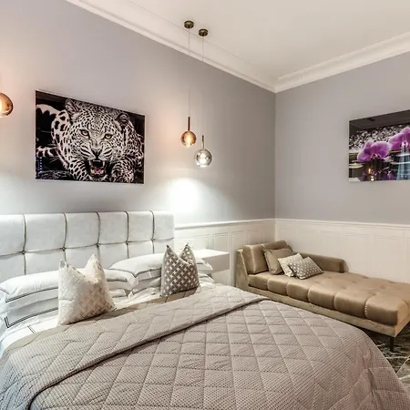 招待所 罗马55号旅馆 - 西班牙广场 3*